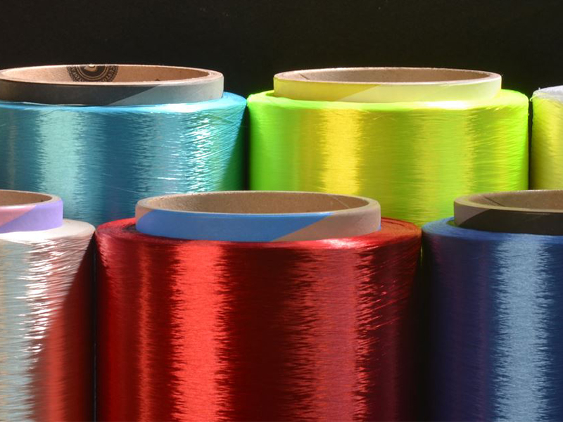 Quid polyester? Quid polyester fibra?